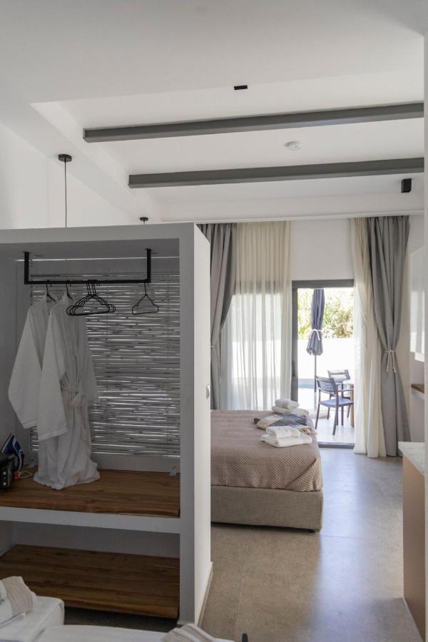 Skyros Blue Suites Eksteriør billede
