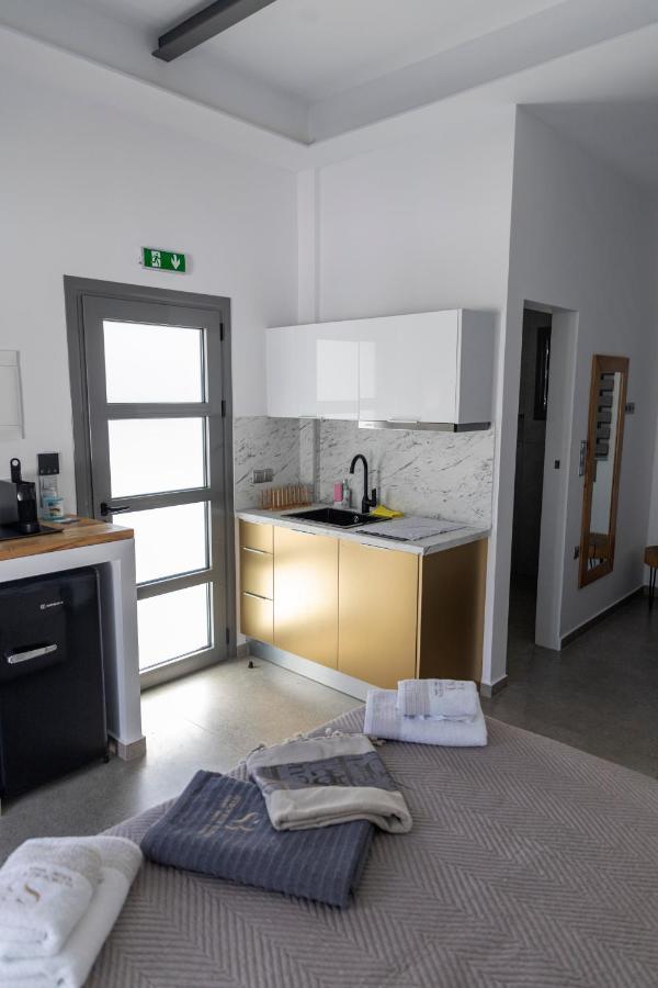 Skyros Blue Suites Eksteriør billede
